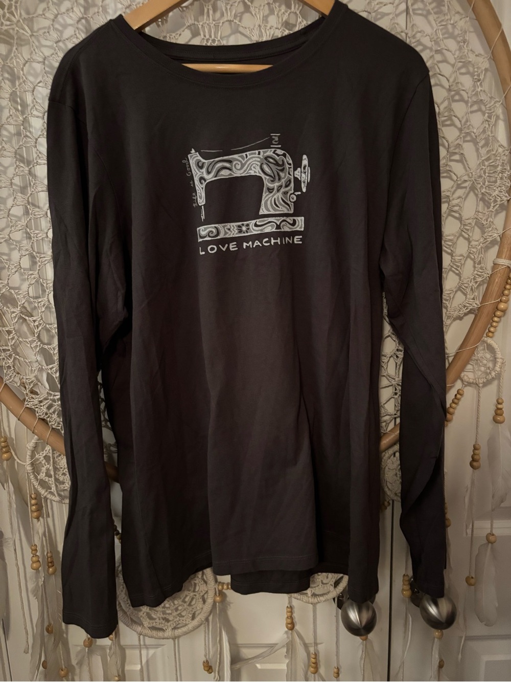 Life Is Good “Love Machine” Long Sleeve Size XL A00415
